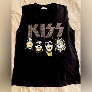 Lot of 2 band t shirts Lauren Moshi Beverly Hills LA Kiss and Oscar the Grouch S